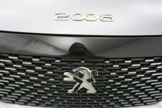 Peugeot 2008 Allure Puretech 100 S&S BVM6