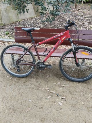 Specialized Hardrock Sport 26 Talla M Roja