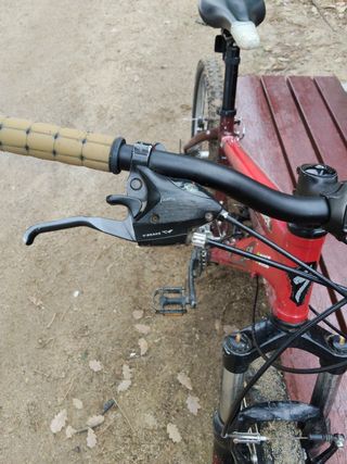 Specialized Hardrock Sport 26 Talla M Roja