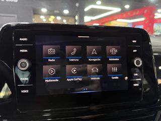 Volkswagen TROC 150cv DSG Dark Line