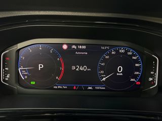 Volkswagen TROC 150cv DSG Dark Line