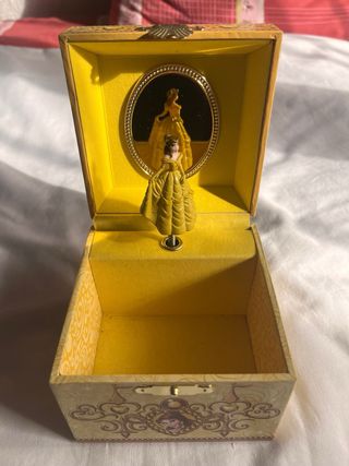 Caja Musical Bella y Bestia