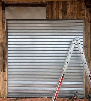 Persiana enrollable galvanizada clásica