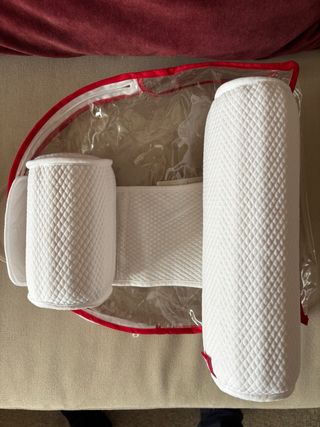 Cojín antivuelco para bebé