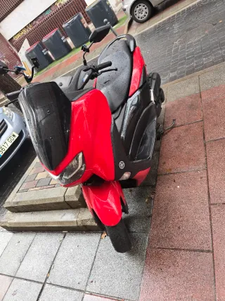 Moto Scooter Yamaha 23993 km