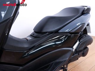 YAMAHA NMAX
