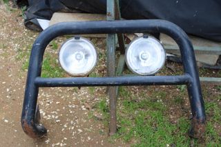 Mata-vacas com 2 faróis