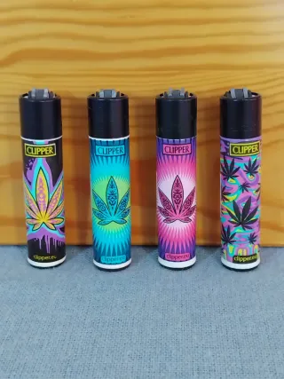 Lotto 4 accendini Clipper ricaricabili