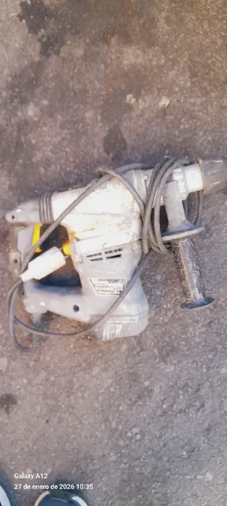 Martillo Demoledor Eléctrico con su pnchote