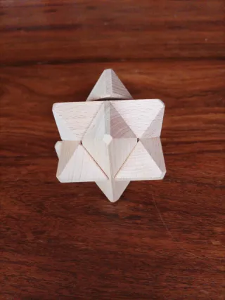 PUZZLE 3D DE MADERA FORMA ESTRELLA