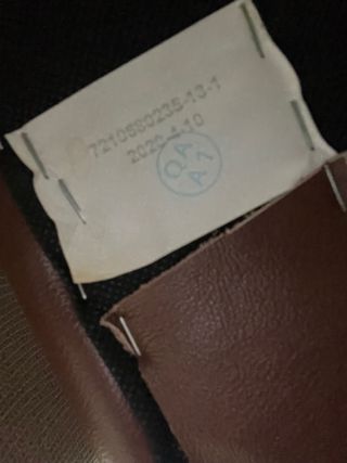 Divano Chesterfield in Pelle Marrone di Alta Qualità