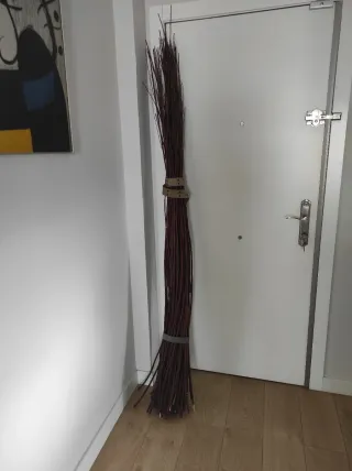 Palos decorativos de madera de Ikea