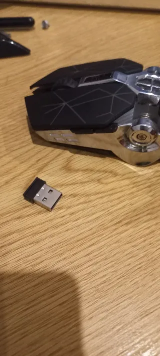 Ratón inalámbrico negro