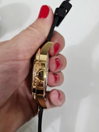 Reloj Guess Dorado y Negro Hombre