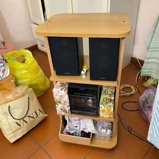 Mobiletto porta TV con ruote