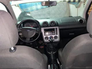 Ford Fiesta 2004