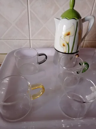 Caffettiera e 6 Tazzine Vetro