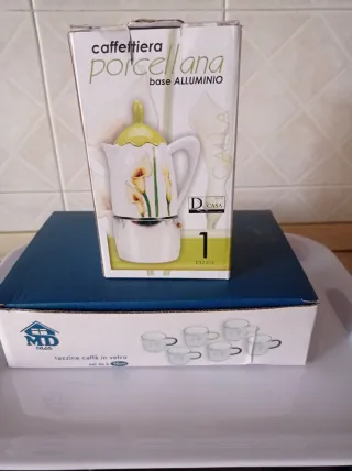 Caffettiera e 6 Tazzine Vetro