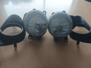 Faros antiniebla Toyota yaris 2014