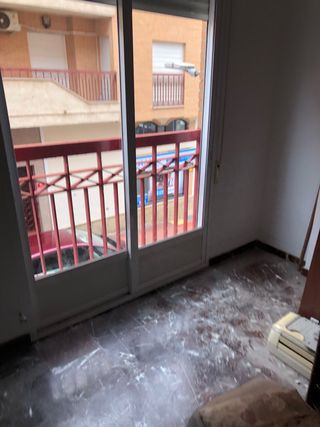 Cierre de aluminio de 226 de alto x 150 de ancho