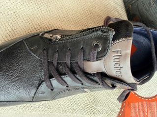 Zapatos Fluchos Negro/Marrón Talla 42 Cordones y C