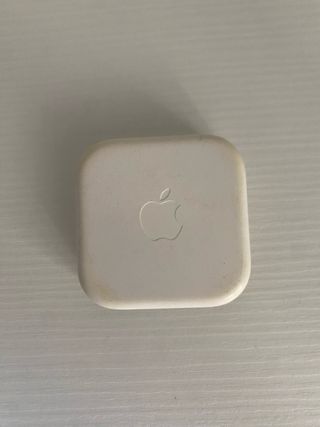 Contenitore Auricolari iPhone Apple Usato