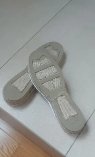 Alpargatas tela blancas n°37 cuña baja