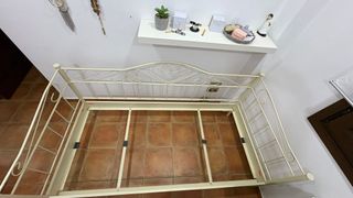 Cama individual diván forja