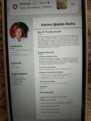 SRA ESPAÑOLA AUXILIAR DE GERIATRIA Y GERONTOLOGIA