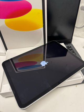 iPad Air 10ª Gen 128GB Plata