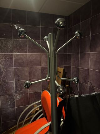 Perchero Metálico Oficina