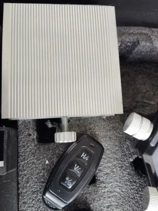 Nivel láser autonivelante