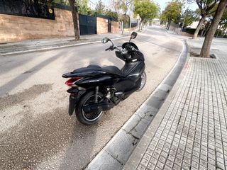 Honda PCX. Año 2012. Buen estado. 4174Km. Revisada