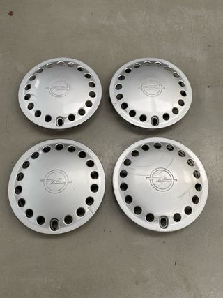 Juego 4 Tapacubos Opel Kadett GL 13”