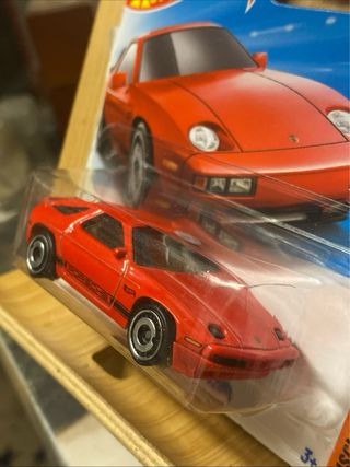Hot Wheels 1983 Porsche 928s 250/250