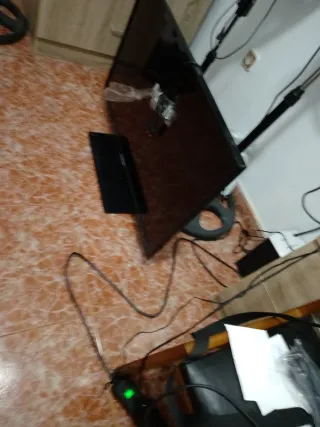 Ordenador HP Z220 + TV 43 un i7 completo