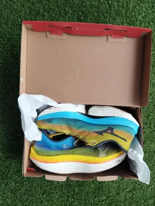 Mizuno Wave Rebellion Pro 44.5