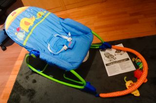 Mecedora Fisher Price para bebé