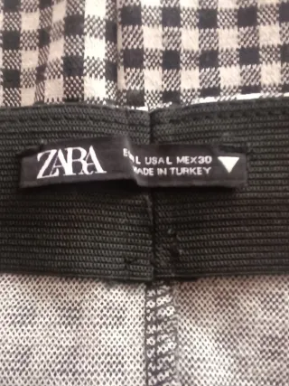 Falda midi Zara cuadros elástica
