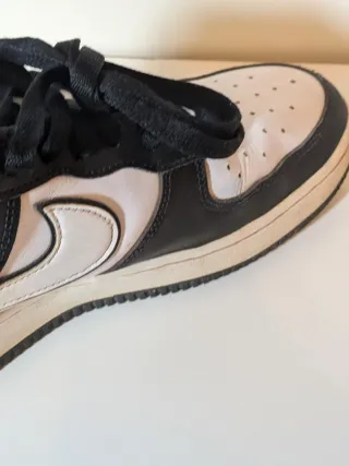 Nike Air Force 1 Negras y Blancas