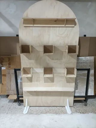 Panel de madera decorativo