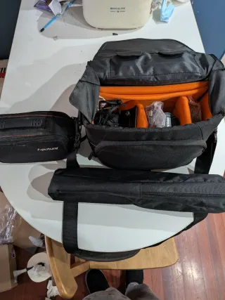 Cámara Nikon D5300 + Objetivos + Accesorios