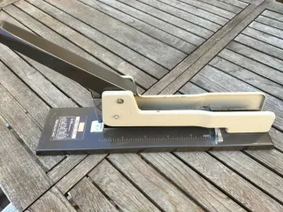 Grapadora MAX HD-12L/17 alta capacidad