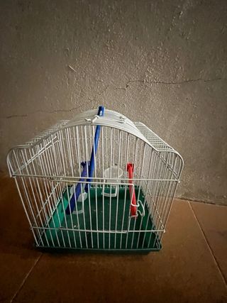 Jaula para pájaros pequeña