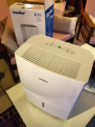 Deshumidificador comfee 20L