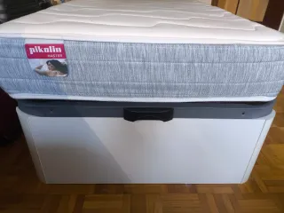 Canapé, colchón y cabecero, de 90 cm