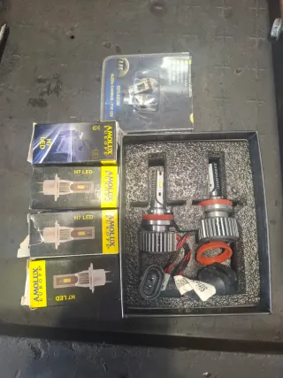 Lámparas LED H7 y T10 Amolux