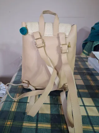 Zaino donna beige con pompon colorati