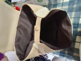 Zaino donna beige con pompon colorati