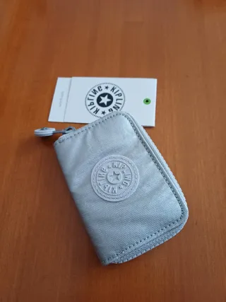 Portafoglio compatto Kipling argento